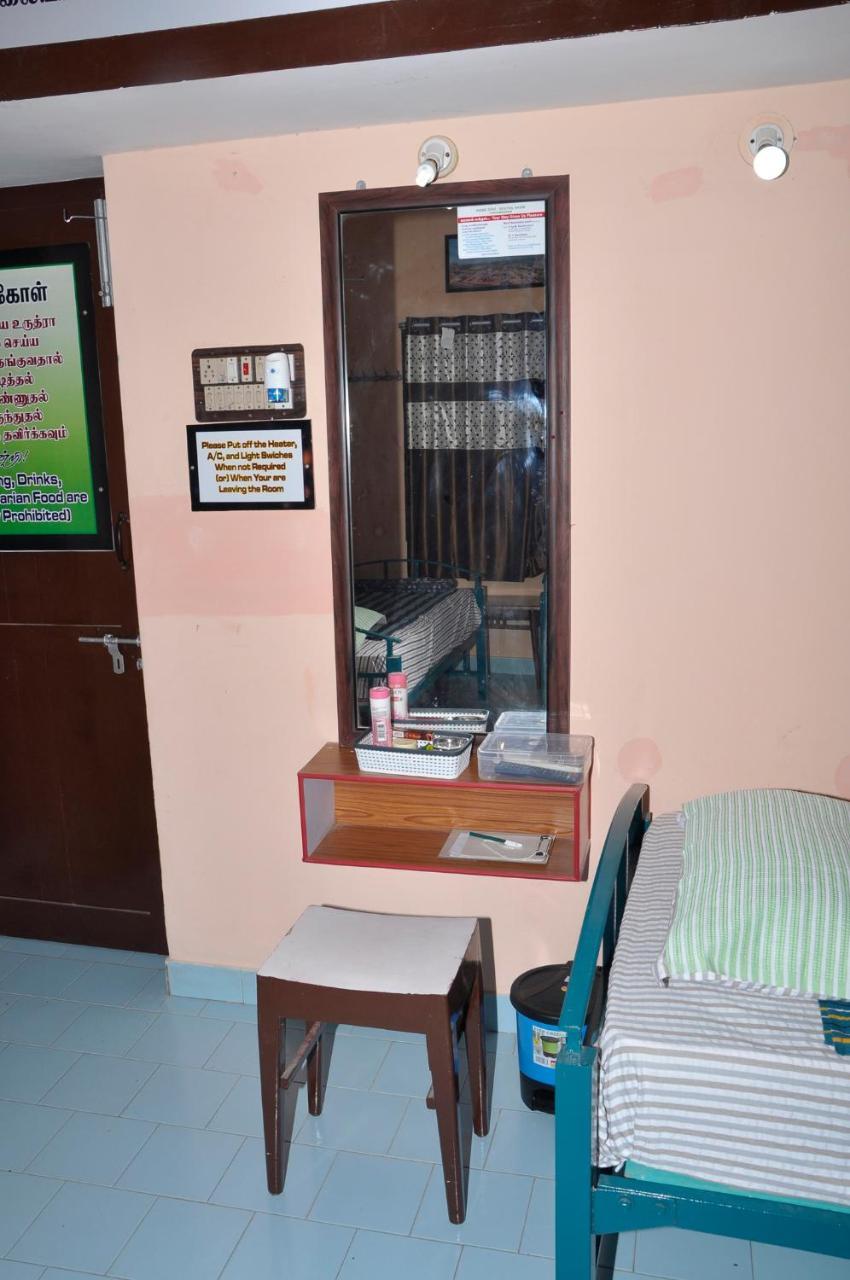 Homestay Senthil Akam Chidambaram Buitenkant foto